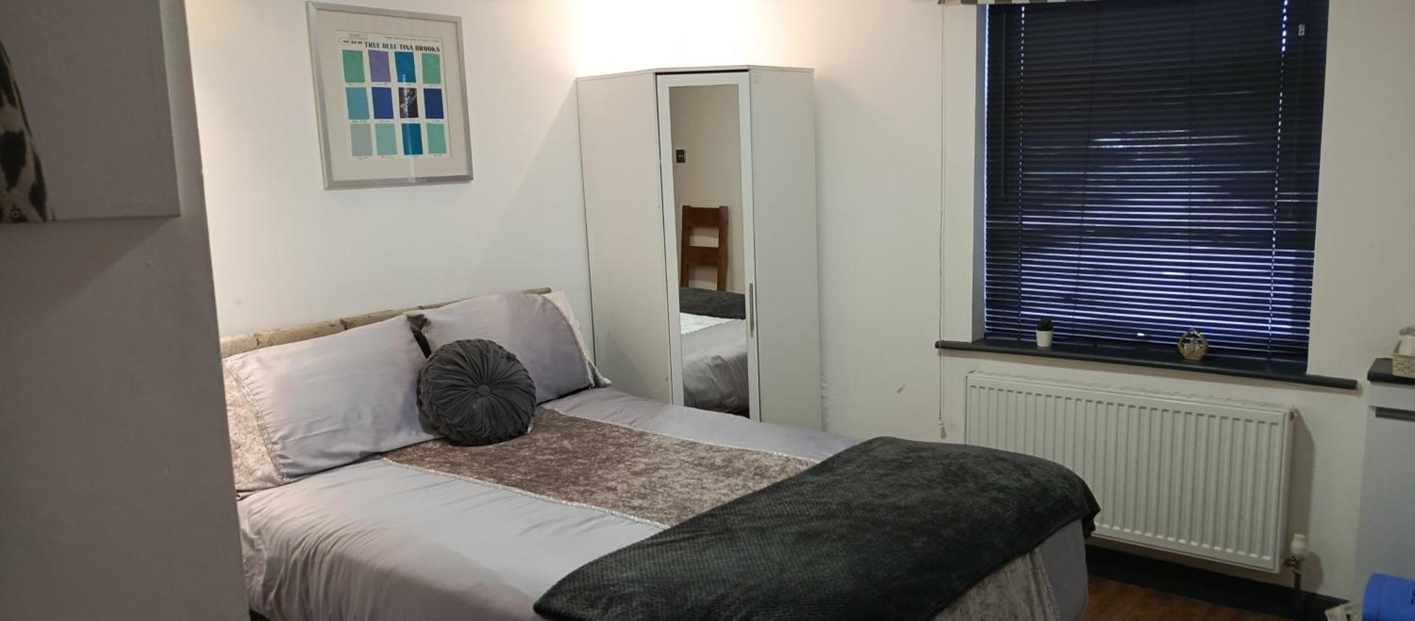 Tibshelf The New Accommodation Free Complementary Breakfast מראה חיצוני תמונה